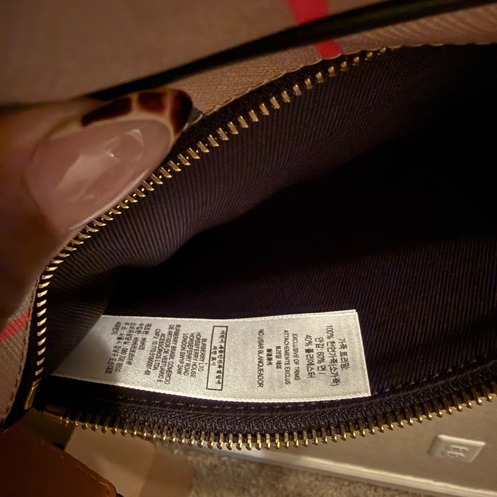 Burberry bag - Picture 14 of 14
